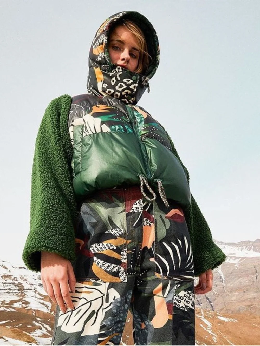 FARM Rio Tropical Forest Reversible Puffer Jacket - Picture 4 of 12